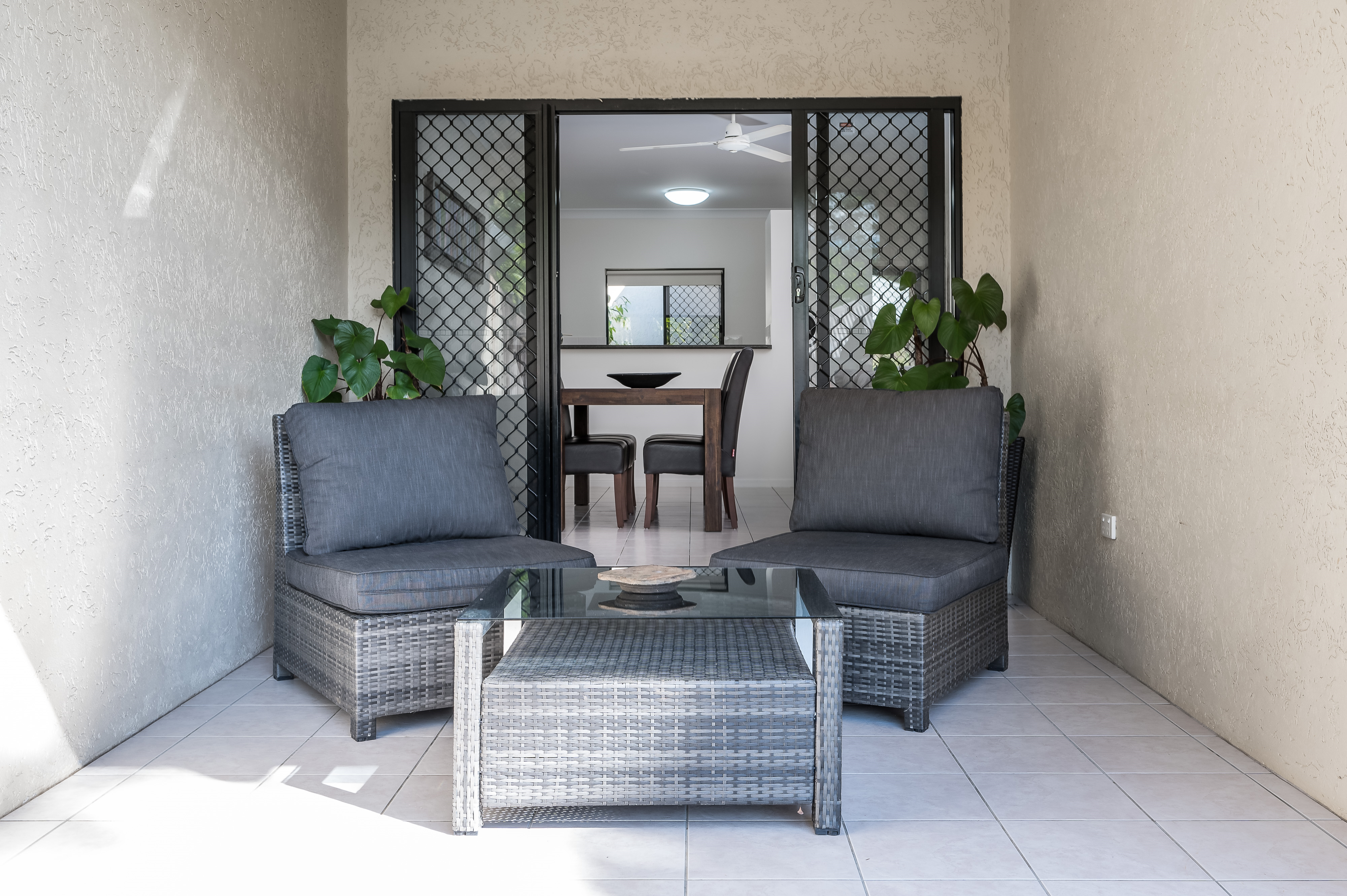 15/190 Irene Street, Mooroobool - Thumbnail 4