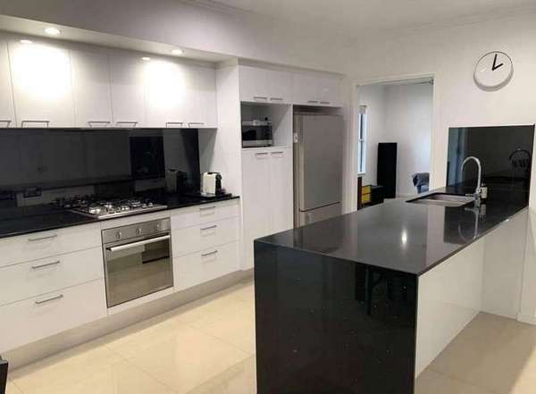 35 Charnley Avenue, Bentley Park - Thumbnail 7