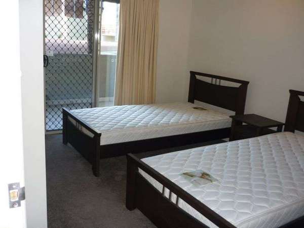 1206/2 Greenslopes Street, Cairns North - Thumbnail 8