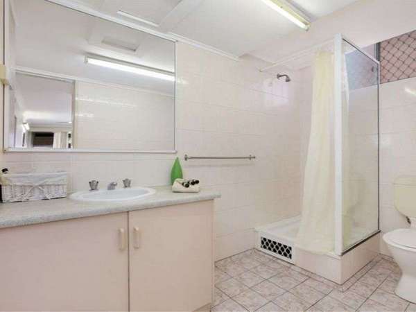 2/267 Sheridan Street, Cairns North - Thumbnail 8