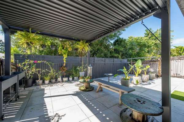 16/190 Irene Street, Mooroobool - Thumbnail 2