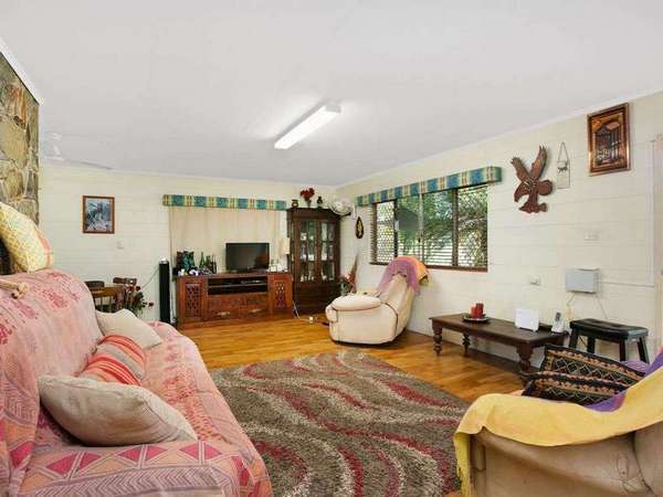 12 Satinay Close, Manoora - Thumbnail 8