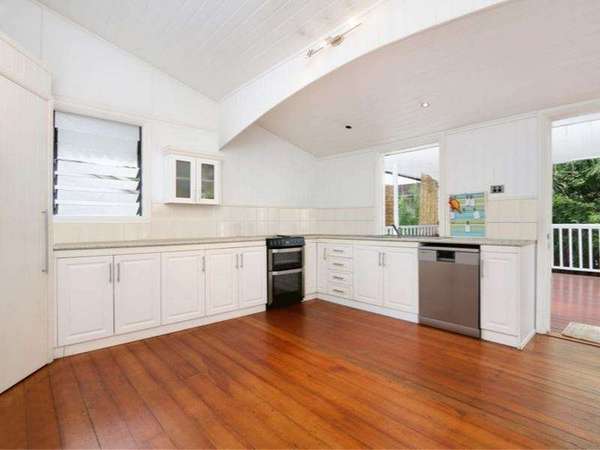 28 Maranoa Street, Parramatta Park - Thumbnail 2