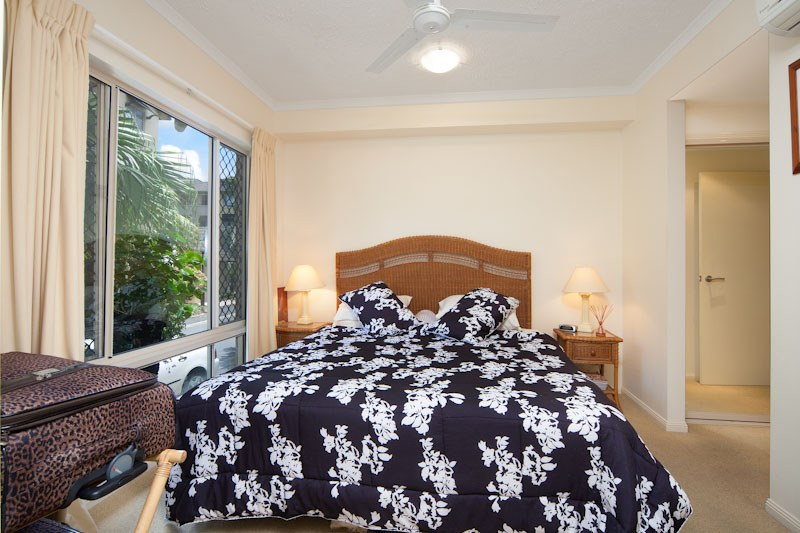 1610/2 Greenslopes Street, Cairns North - Thumbnail 7