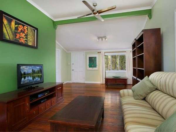 21 Dalton Street, Bungalow - Image 1