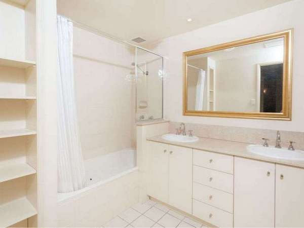 821/2 Greenslopes Street, Cairns North - Thumbnail 8