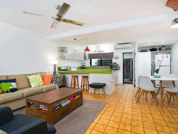 6/98 Martyn Street, Parramatta Park - Thumbnail 2