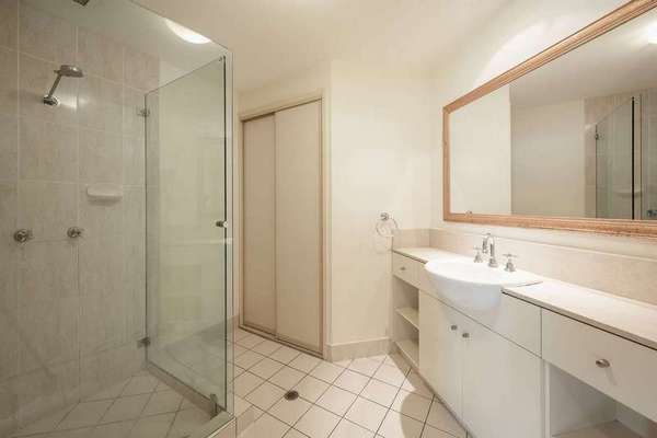 512/2 Greenslopes Street, Cairns North - Thumbnail 8