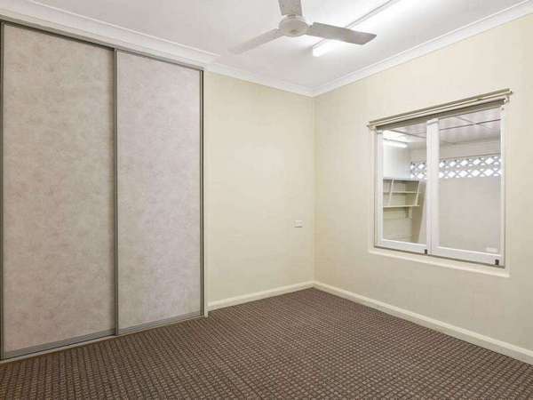 245 Aumuller Street, Westcourt - Thumbnail 7