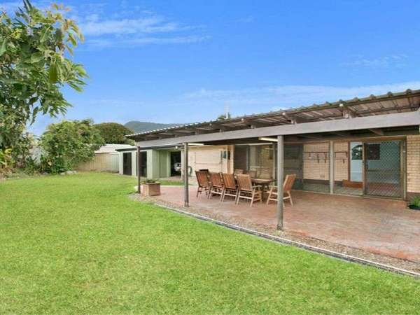 27 Alma Street, Woree - Thumbnail 2