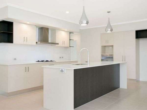 44 Springbrook Avenue, Redlynch - Thumbnail 2