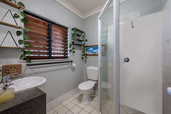 16/190 Irene Street, Mooroobool - Thumbnail 8