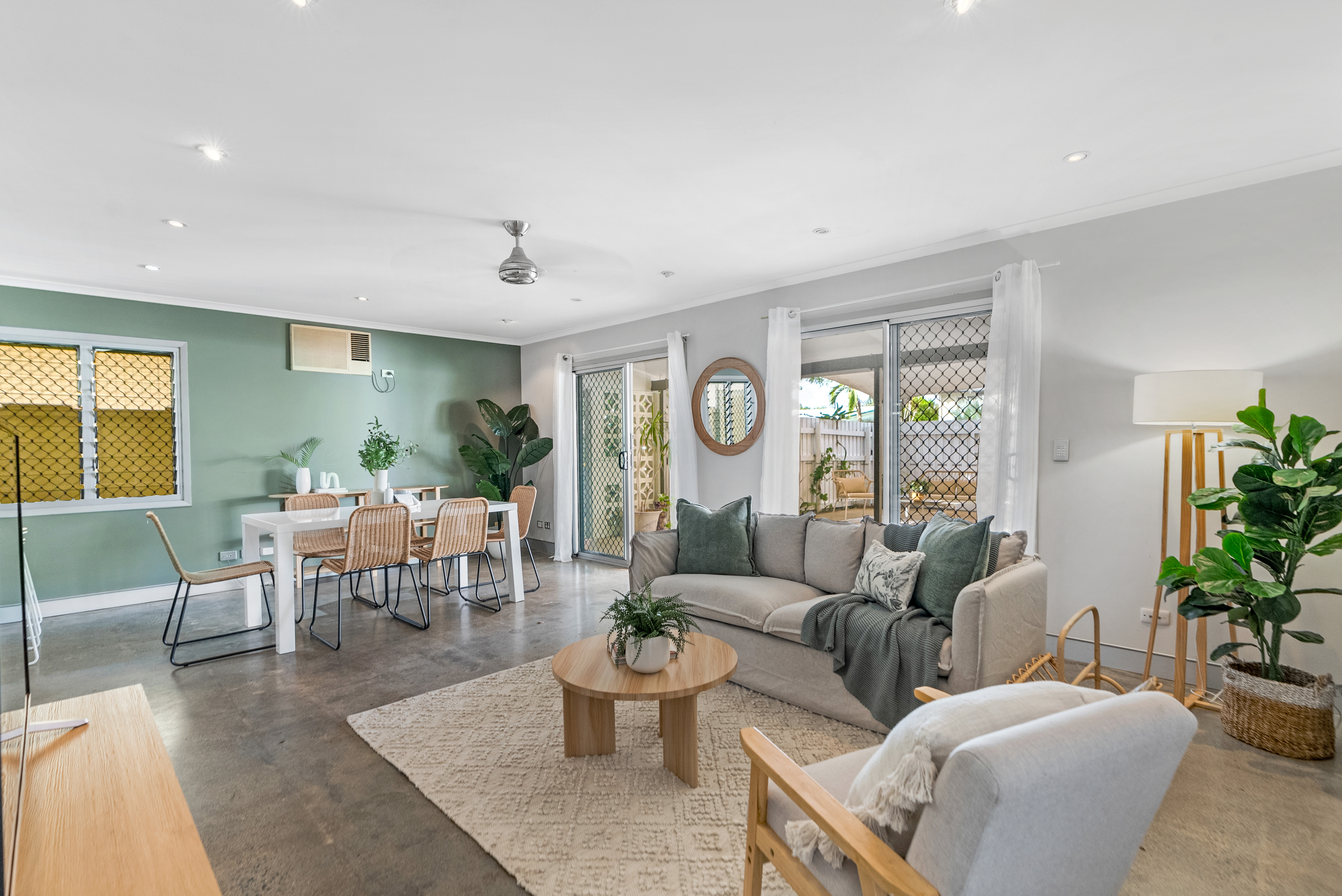 65-67 English Street, Manunda - Thumbnail 2