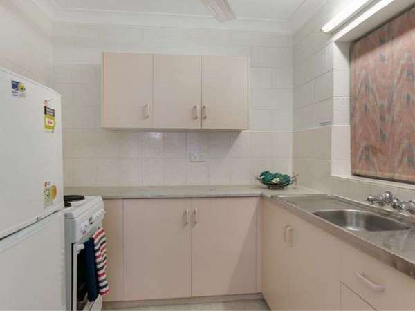 2/267 Sheridan Street, Cairns North - Thumbnail 2