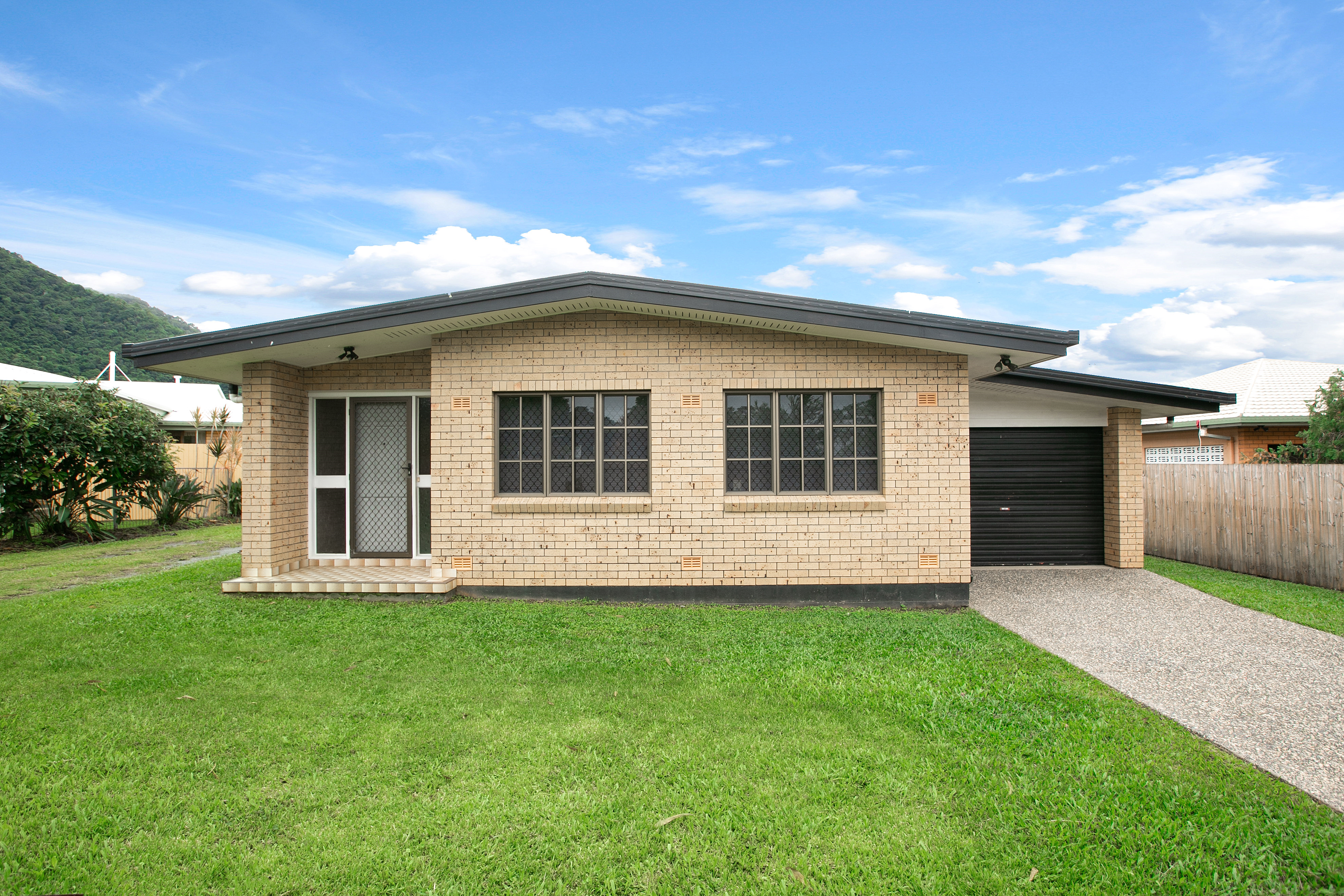 20 Primrose Street, Mooroobool - Thumbnail 4