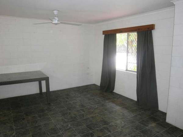 8 Lavender Street, Mooroobool - Thumbnail 8