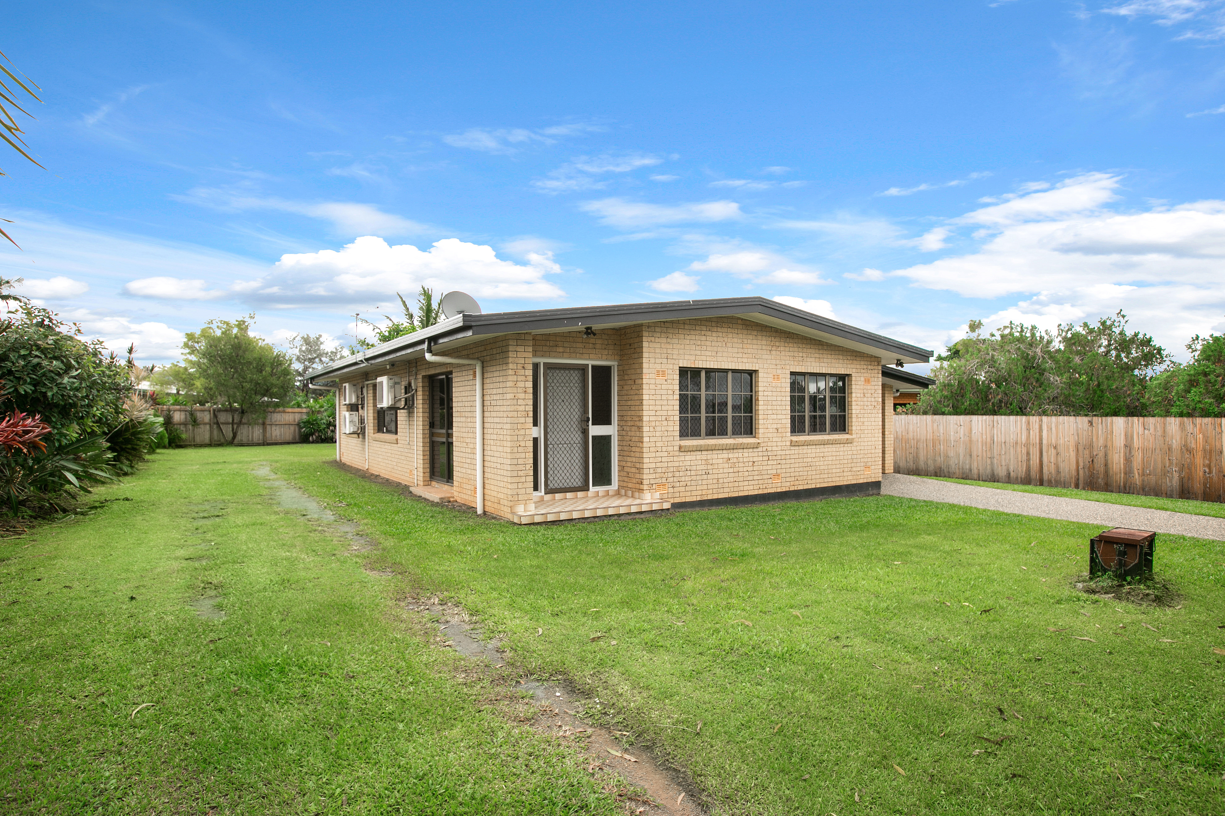 20 Primrose Street, Mooroobool - Thumbnail 3
