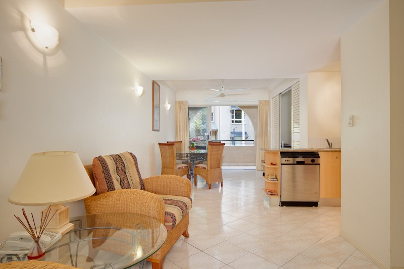 1610/2 Greenslopes Street, Cairns North - Thumbnail 6