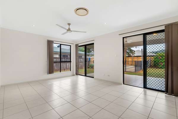 13 Mount Close, Edmonton - Thumbnail 6