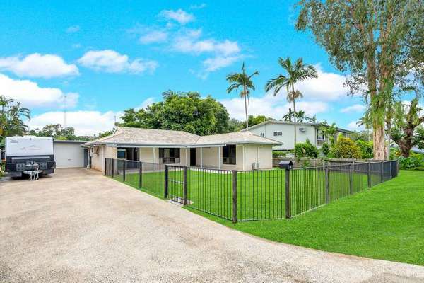 4 Gardenia Court, Mooroobool - Thumbnail 4