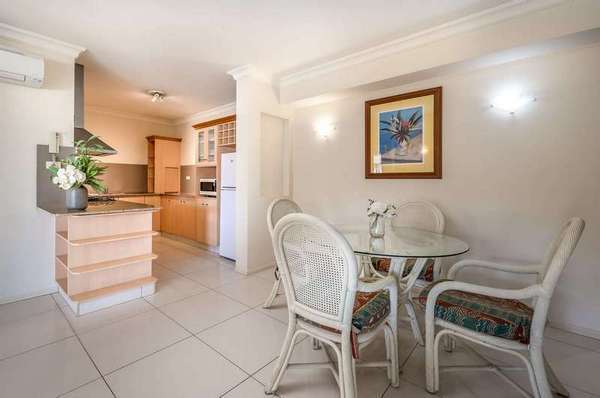 1525/2 Greenslopes Street, Cairns North - Thumbnail 4