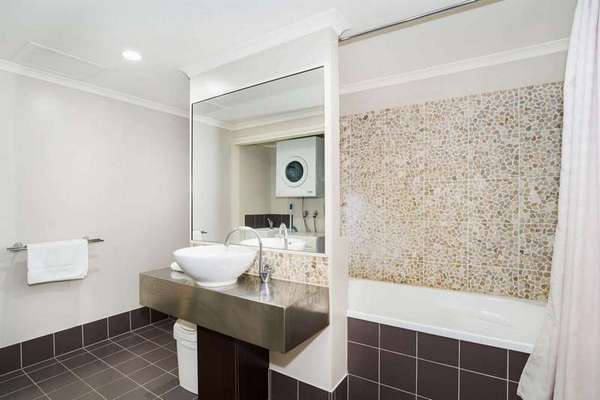 6/81-85 Cedar Road, Palm Cove - Thumbnail 4