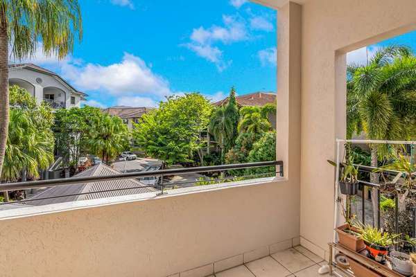 1807/2-10 Greenslopes Street, Cairns North - Image 1
