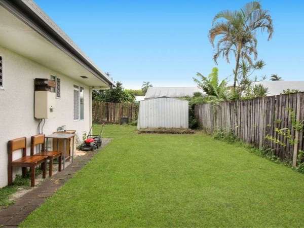 2 Jarrad Close, Mooroobool - Thumbnail 6