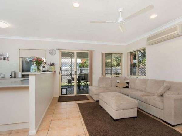 7 Opaline Close, Brinsmead - Thumbnail 2