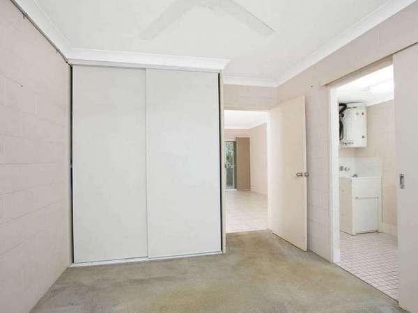2/180 Pease Street, Manoora - Thumbnail 7