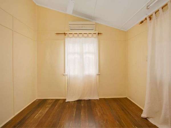 21 Dalton Street, Bungalow - Thumbnail 5