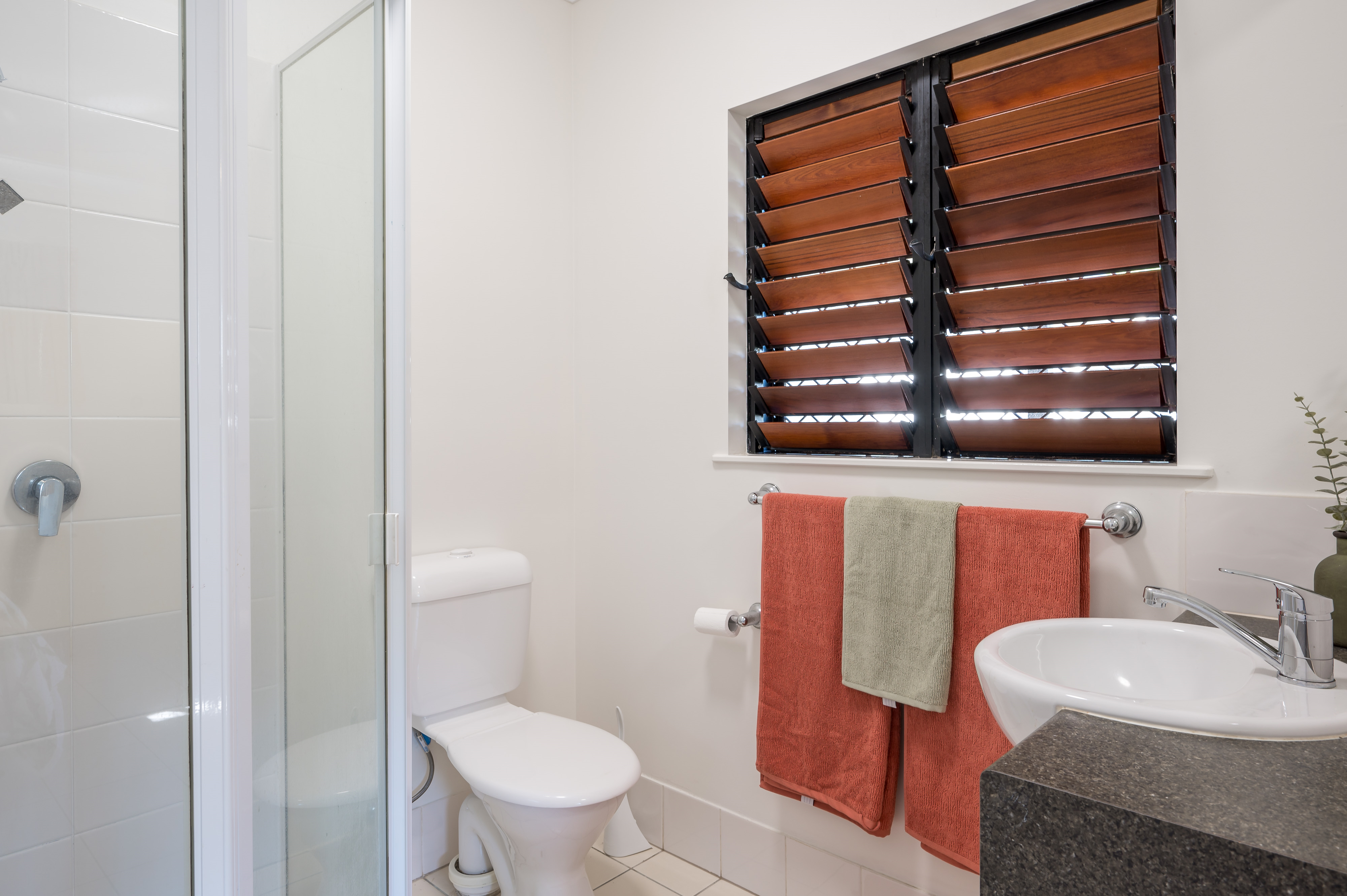 15/190 Irene Street, Mooroobool - Thumbnail 6