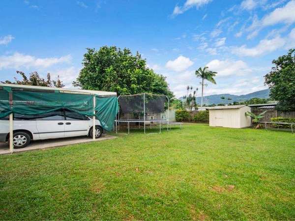 307 McCoombe Street, Mooroobool - Thumbnail 5