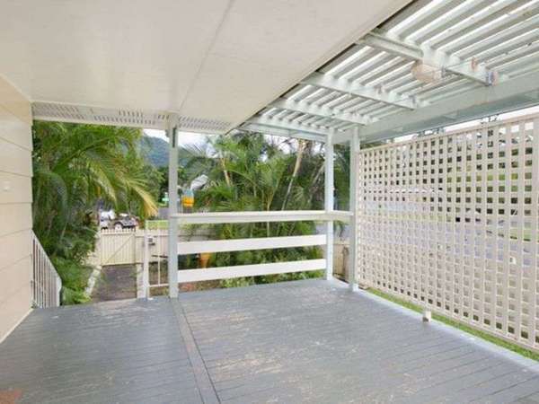 16 Witney Street, Manoora - Thumbnail 2