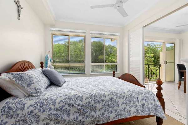1018/2 Greenslopes Street, Cairns North - Thumbnail 3