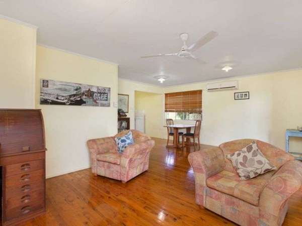 16 Witney Street, Manoora - Thumbnail 8