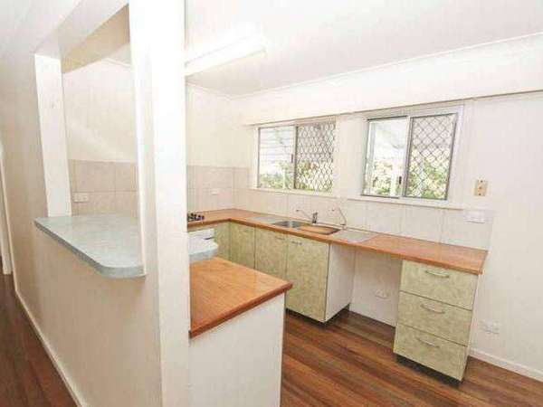 87 Mayers Street, Manoora - Thumbnail 3