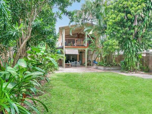 6 Edward Street, Cairns North - Image 1