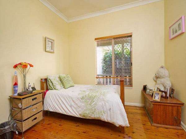 23 Peakviews Close, Redlynch - Thumbnail 8