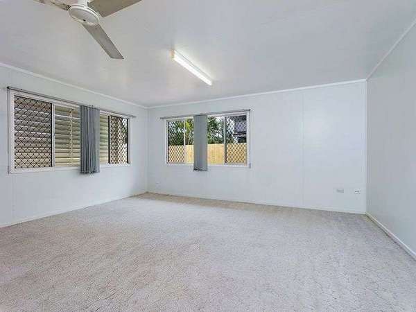 76 Clarke Street, Manunda - Thumbnail 4
