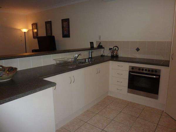 7/24-26 Old Smithfield Road, Freshwater - Thumbnail 2