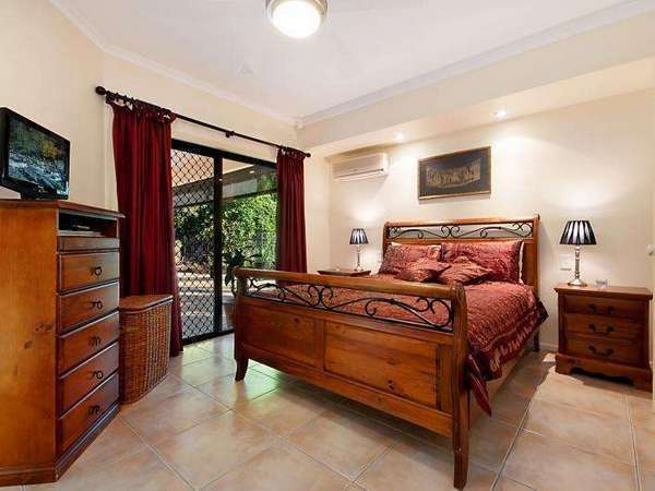 22 Playford Close, Brinsmead - Thumbnail 7