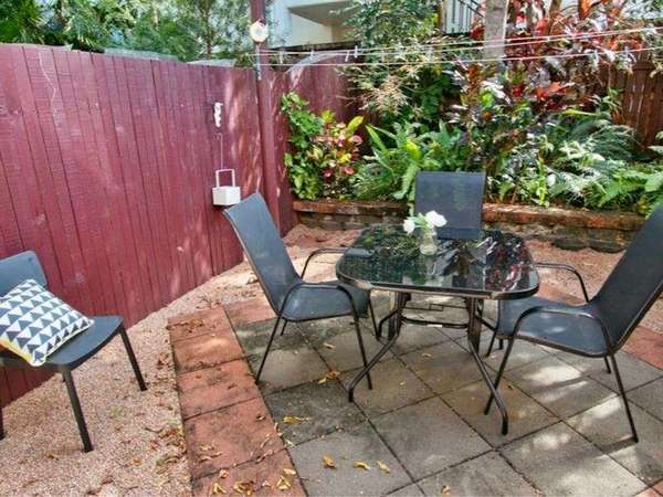 6/8 Short St, Redlynch - Thumbnail 6