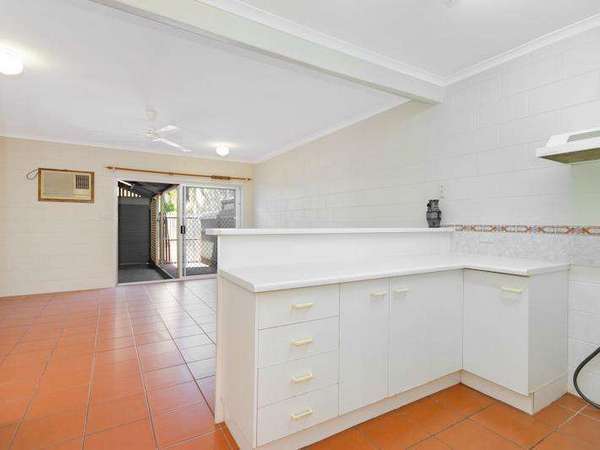 4/3 Tenni Street, Redlynch - Thumbnail 2