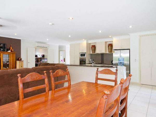36 Huntley Crescent, Redlynch - Thumbnail 4