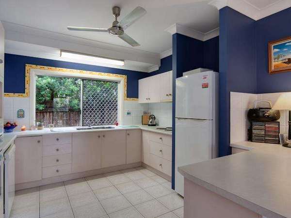 7 Kamala Street, Redlynch - Thumbnail 2