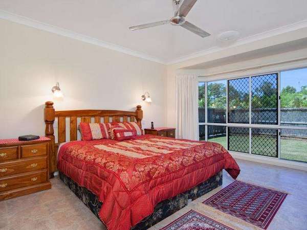 36 Michaelangelo Drive, Redlynch - Thumbnail 7