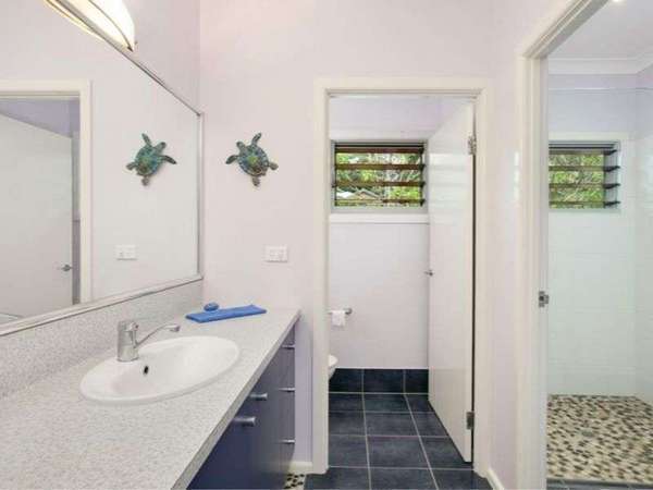 2 Leafy Close, Redlynch - Thumbnail 8