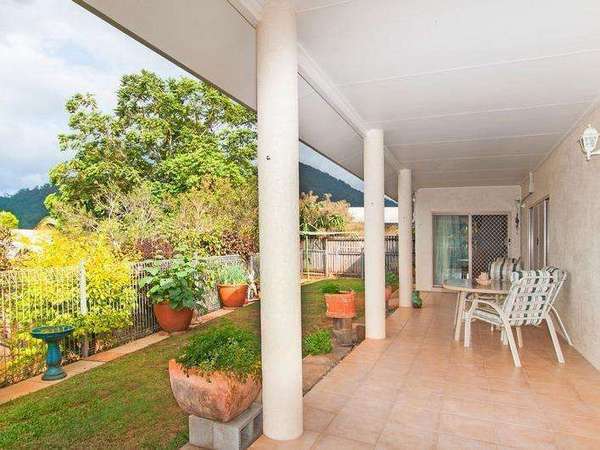 4 Callitris St, Redlynch - Thumbnail 2