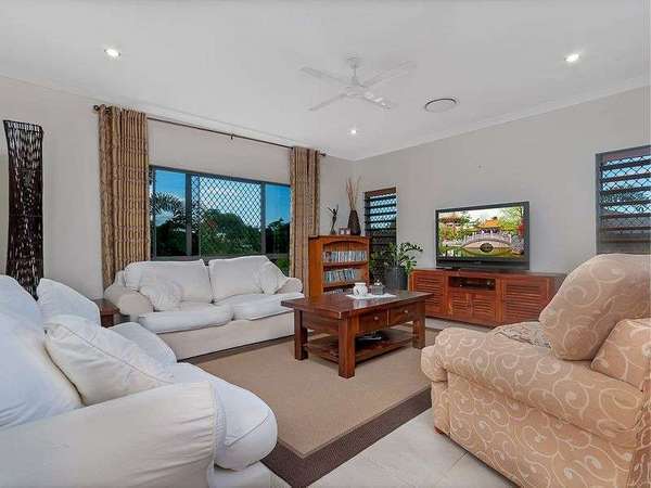 106 Springbrook Ave, Redlynch - Thumbnail 2